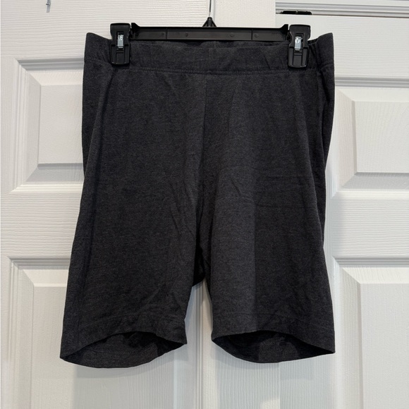 Old navy biker shorts - Picture 1 of 10